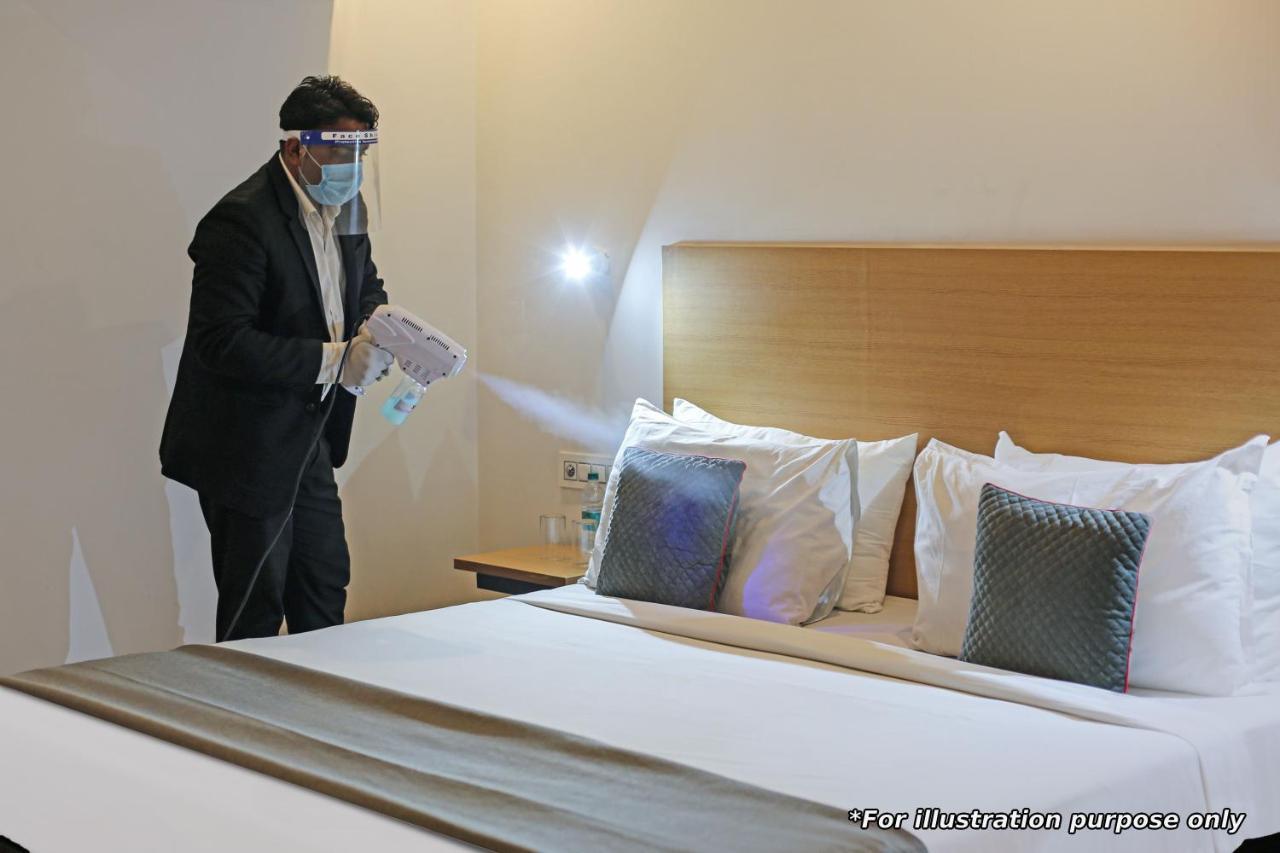 Oyo 23368 Boutique Hotel Paragon New Delhi Ngoại thất bức ảnh